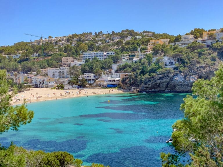 les plus belles plages ibiza Cala Vedella