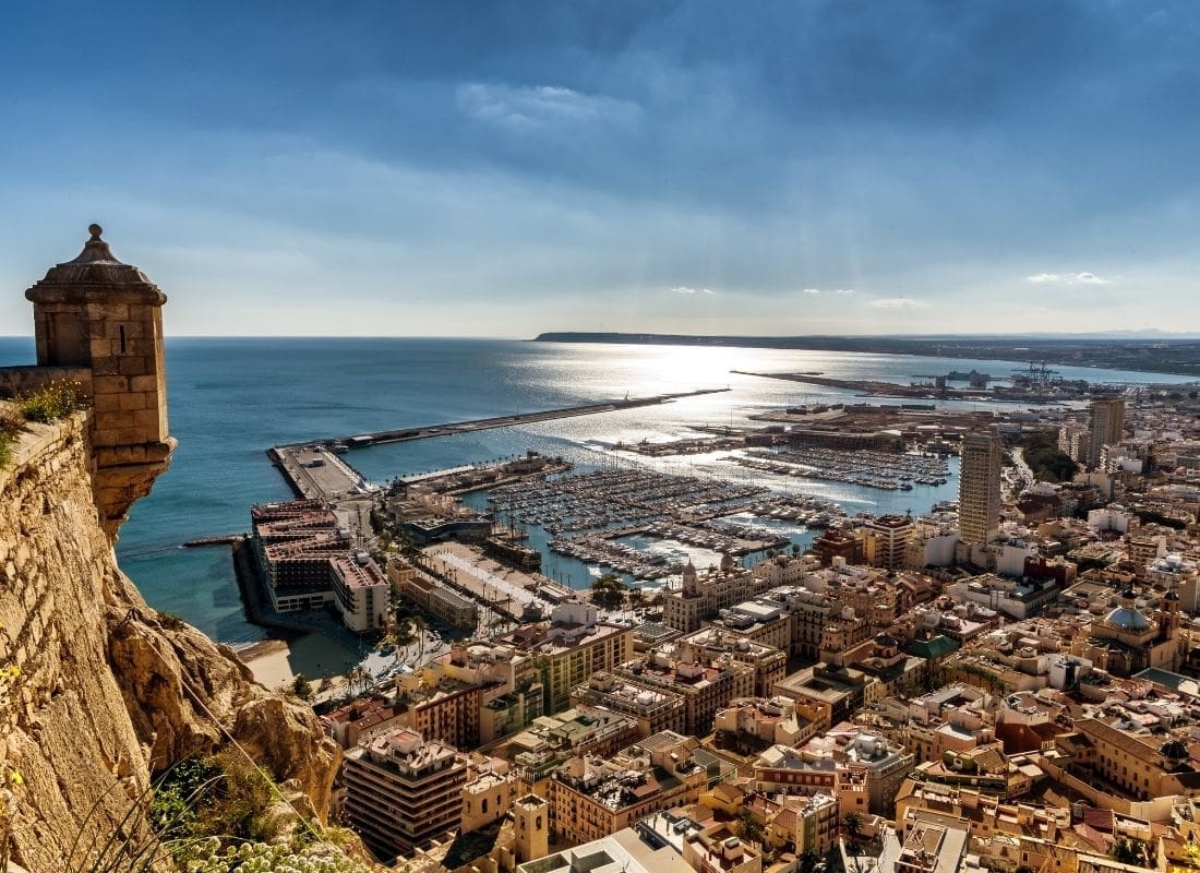 Que faire à Alicante ? Nos idées de visite, entre terre et mer